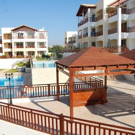 1st Floor 2 Bedroom * Peyia
